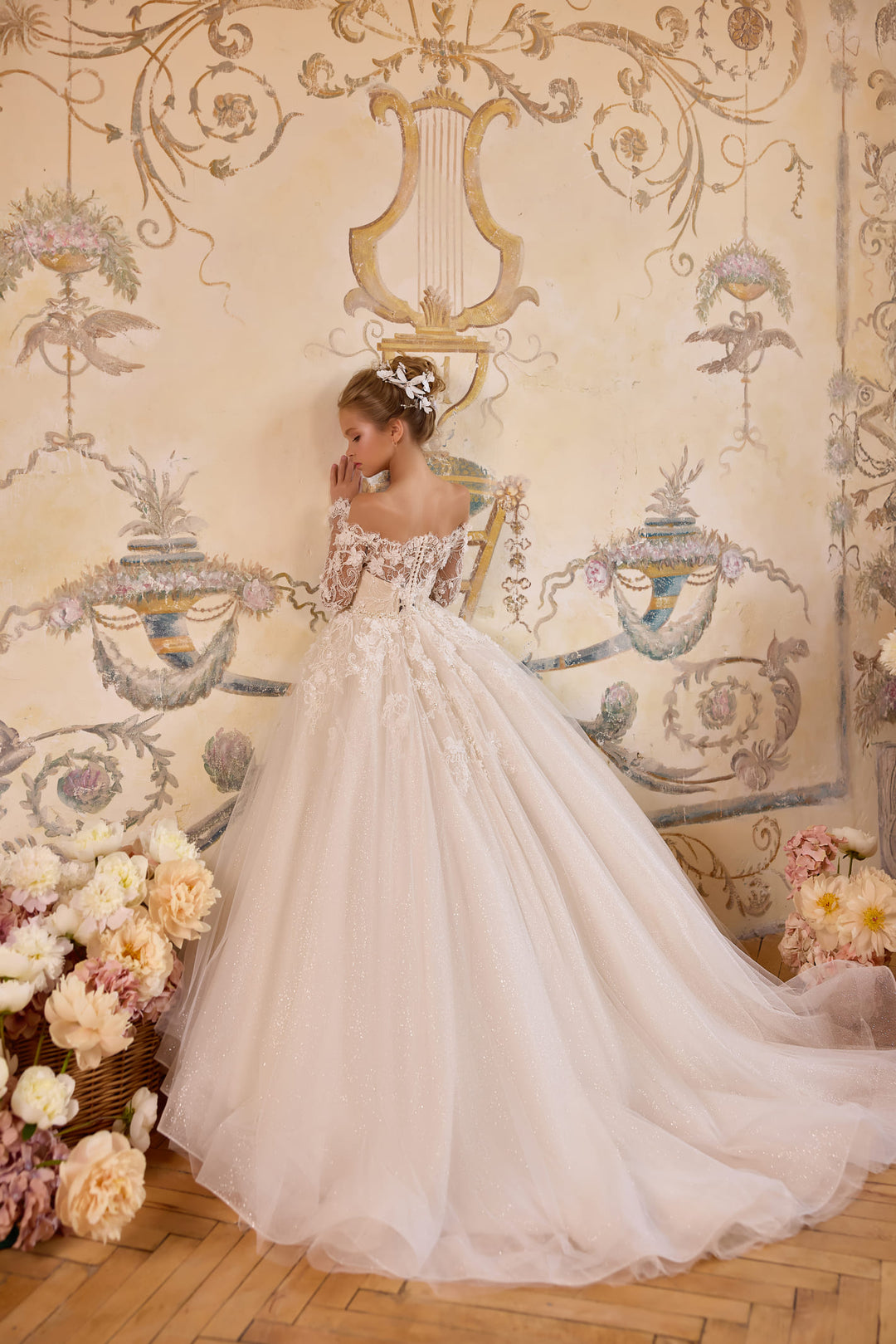 flower party dress Ivory Lace Flower Girl Dress – Vintage Wedding & Party Outfit Size 9-10 / Champagne