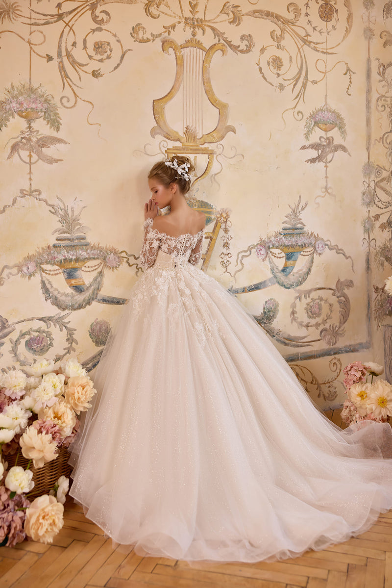 Front view of vintage ivory lace wedding dress for girls
