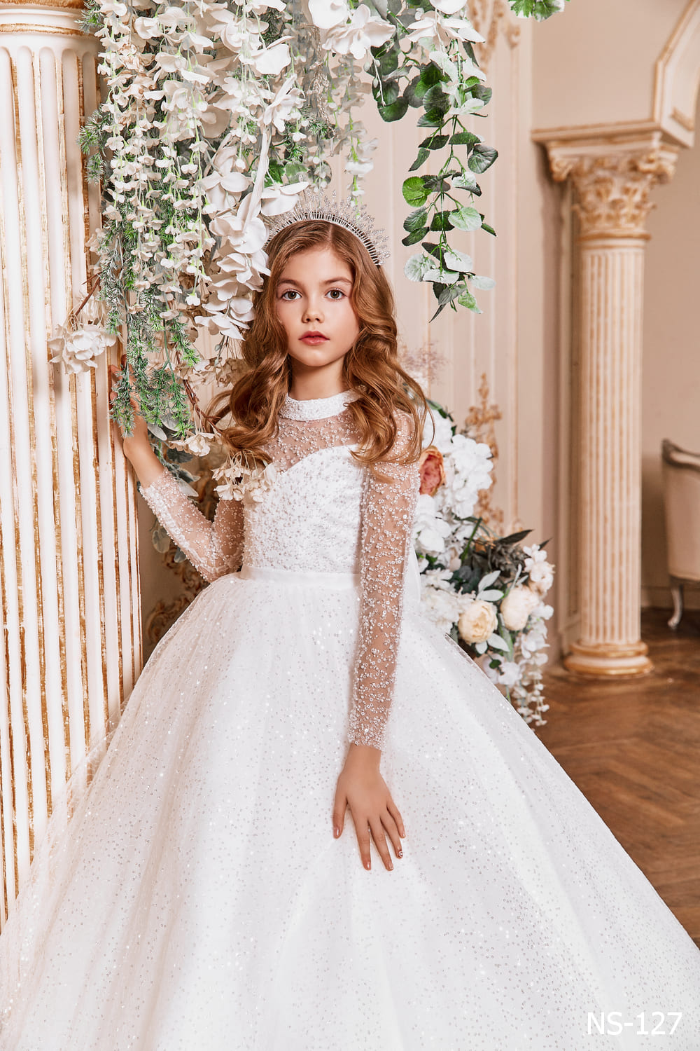 Long Glitter Dress with Long Sleeves Long Glitter Dress with Long Sleeves