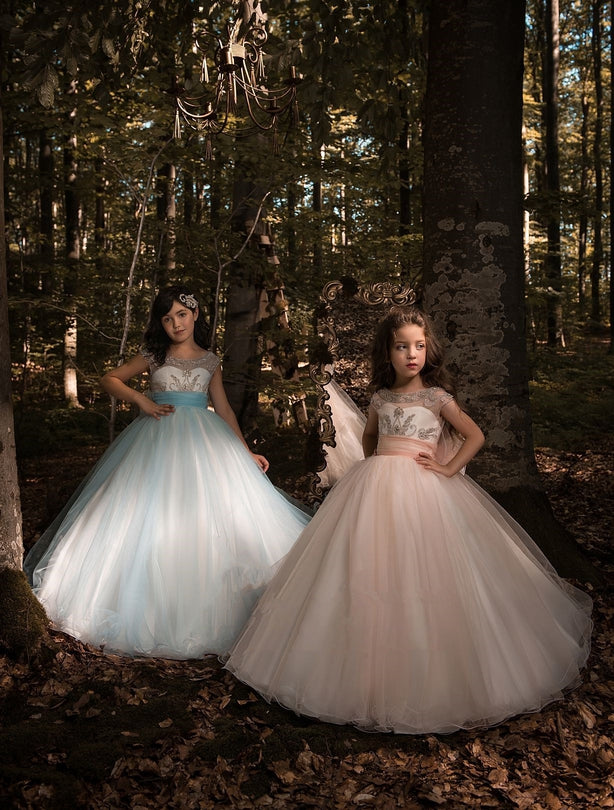 open lace back dress Charming Long Lilac Sleeveless Crystals Tulle Prom Dresses