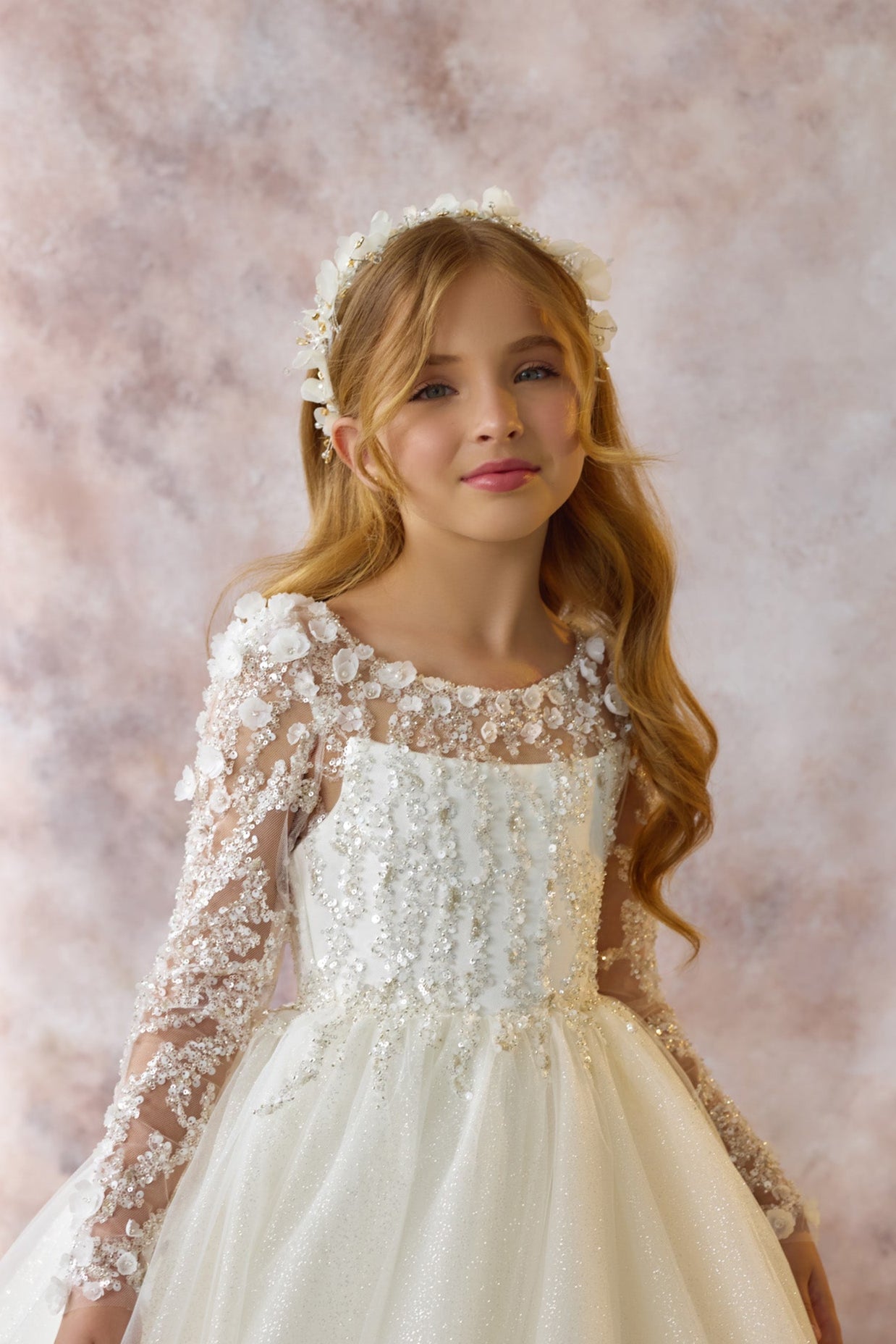 Handmade white floral hair crown for girls with gold bead and crystal details – Communion or flower girl accessory