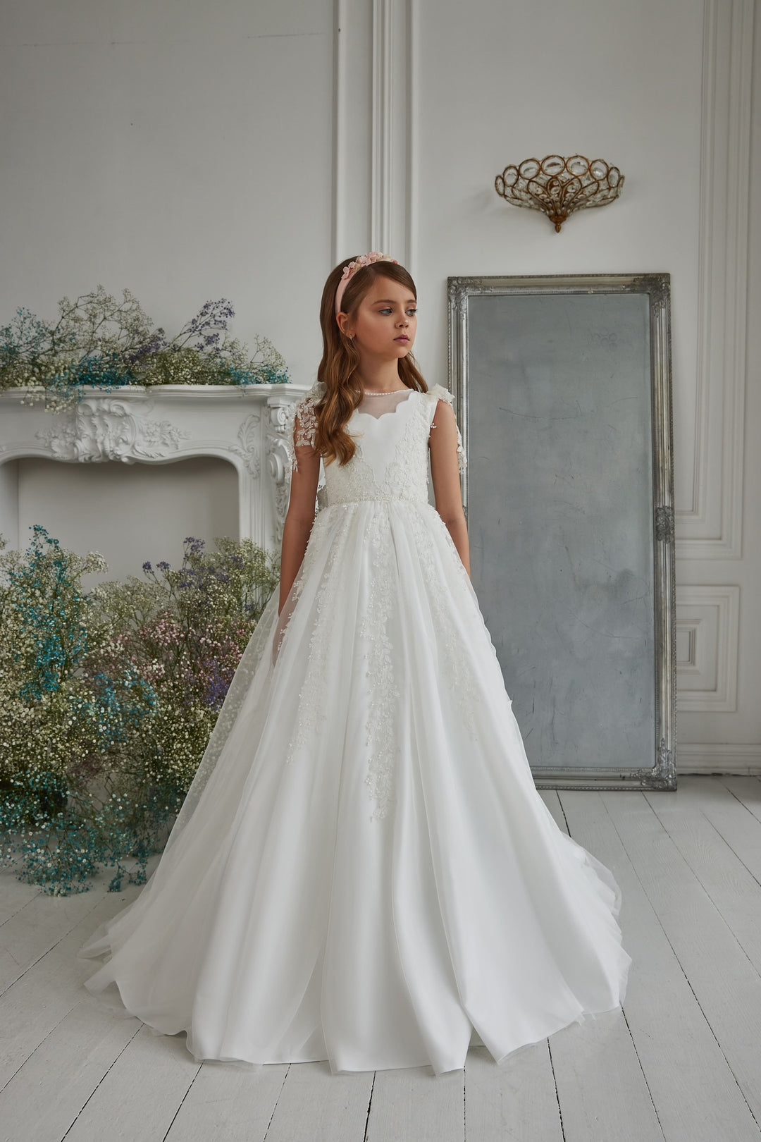 Stylish Lace First Communion Dress with Tail Custom Size Stylish Lace First Communion Dress with Tail Custom Size