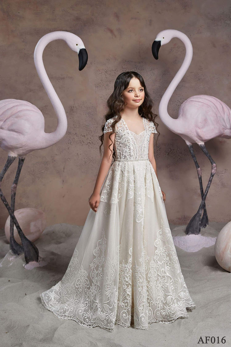 Vintage Lace Boho Wedding Girls Dress Vintage Lace Boho Wedding Girls Dress