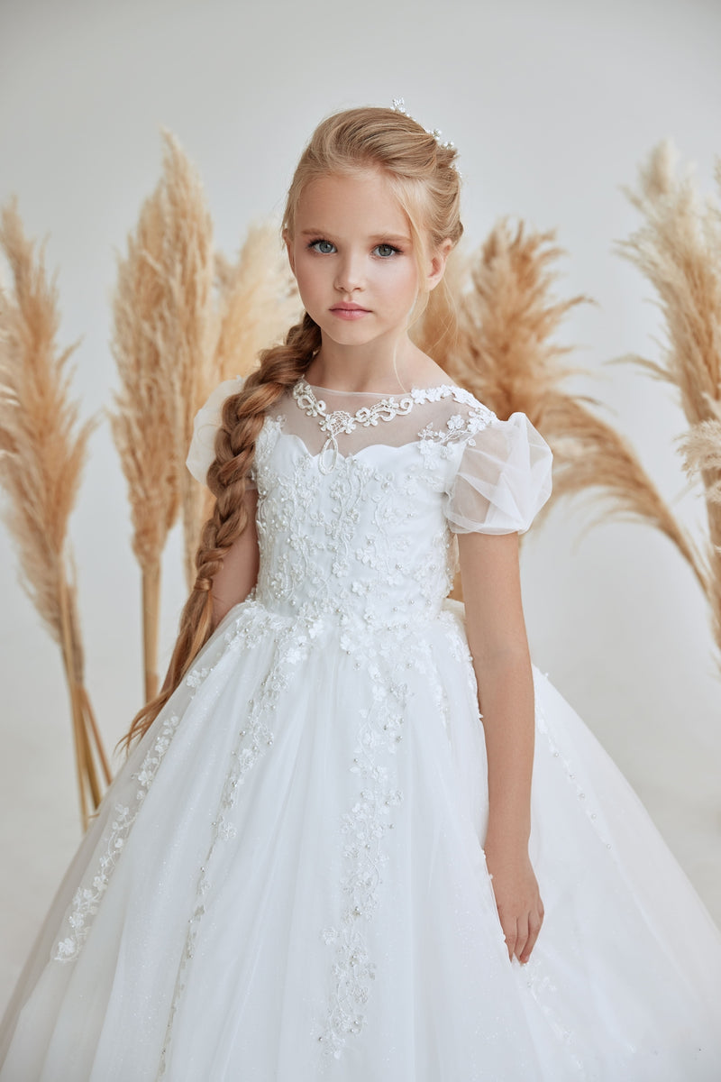 Classic White Tulle Girl Dress for her First Communion or Weddings