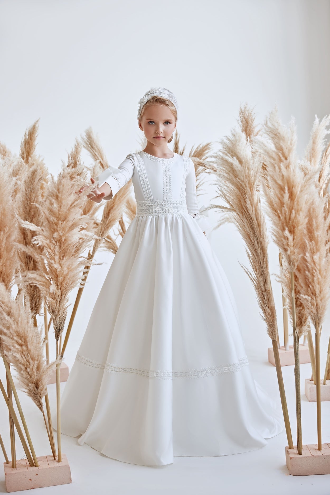 Lovely Crochet Lace Modest Communion Dress Pre-order Size 7-8 / Ivory