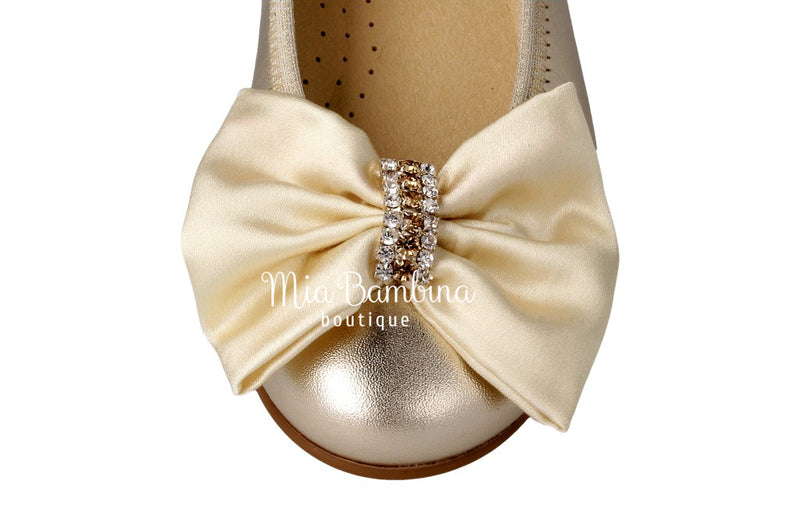 Girls Ballerina Shoes with a Diamond Bow