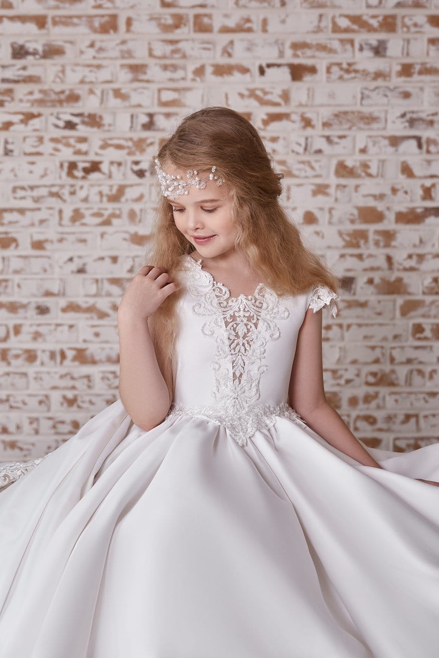 Girls Communion White Gown with Lace Motifs Girls Communion White Gown with Lace Motifs