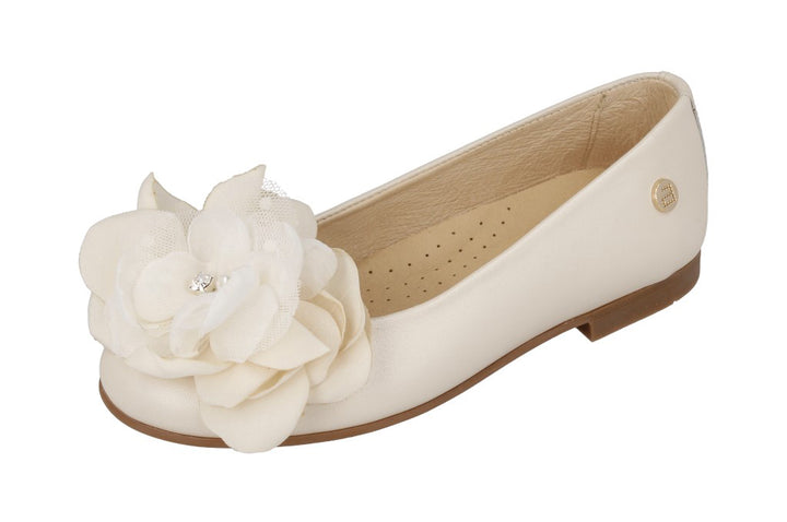 White Leather Flats Communion Shoes with a Flower by Andanines Mia Bambina Boutique Canada